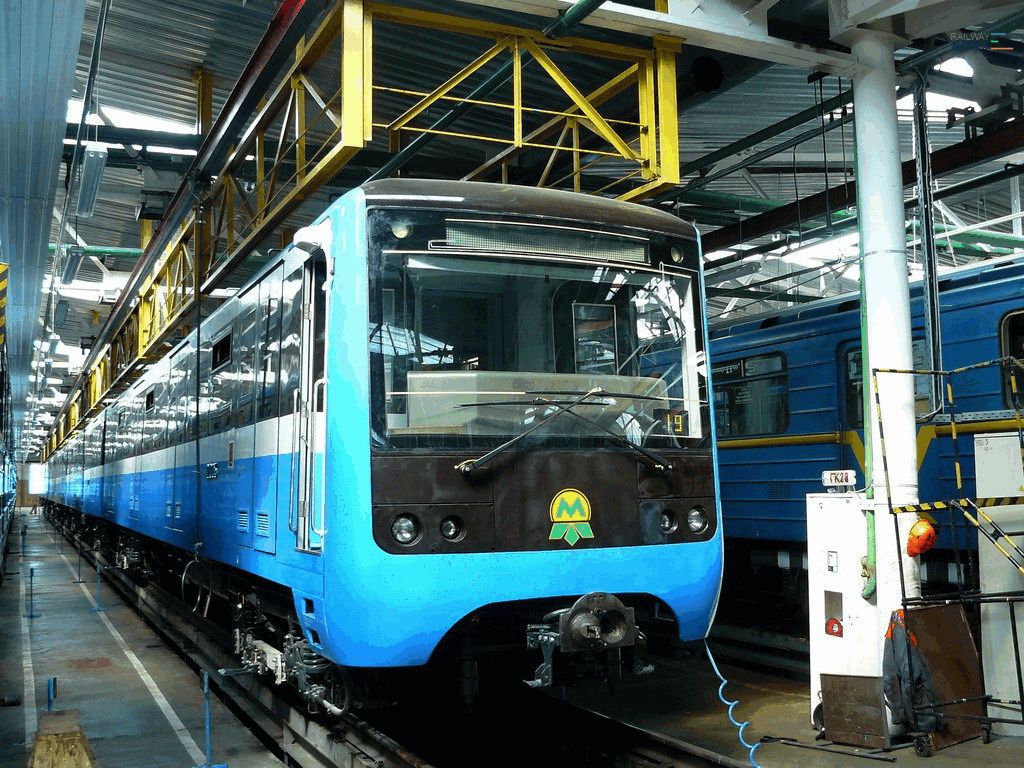Metrowagonmash Signed a Contract with Kiev Metro Operator