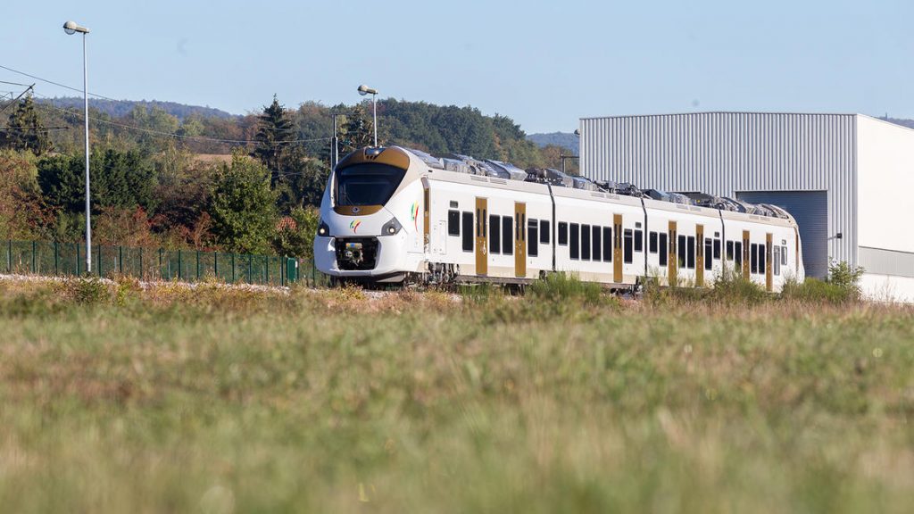Alstom Begins Shipping Coradia Polyvalent Trains for Senegal
