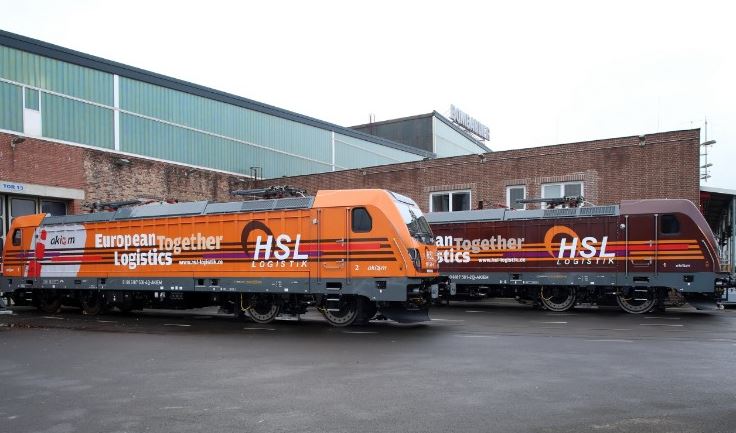 Bombardier Hands Over First Three of 52 TRAXX Locomotives to Akiem