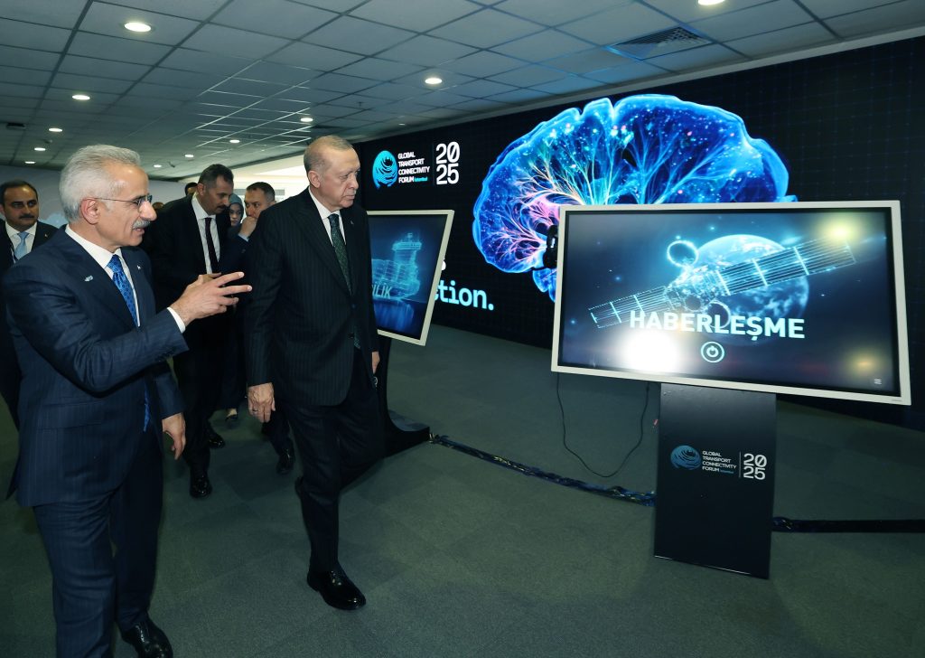 Turkey Leaps Forward in Global Logistics with Transport Corridors Forum